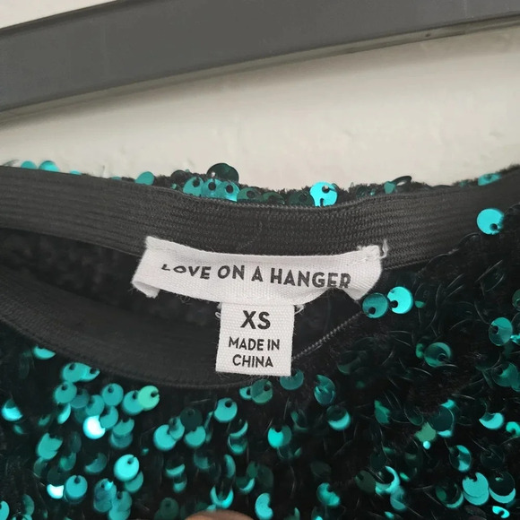 Love on a hanger tinsel festive emerald sequin mini skirt nwt ugly sweater Xs - Picture 4 of 4